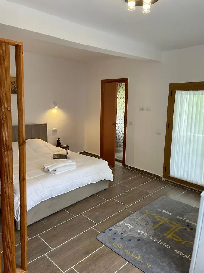 Aparthotel Kamu'S Villa With Terrace Tirana Albania